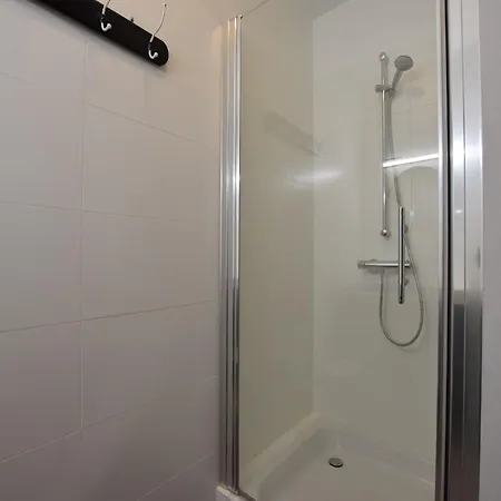 Holiday home In With Jacuzzi, Cleaning Included Vaux-sur-Sure